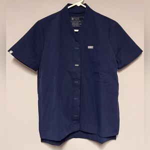 NWT Figs LIMITED EDITION Suswe BUTTONS Scrub TOP Scrubs